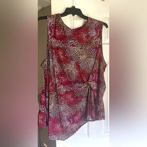 Beautiful, used blouse!